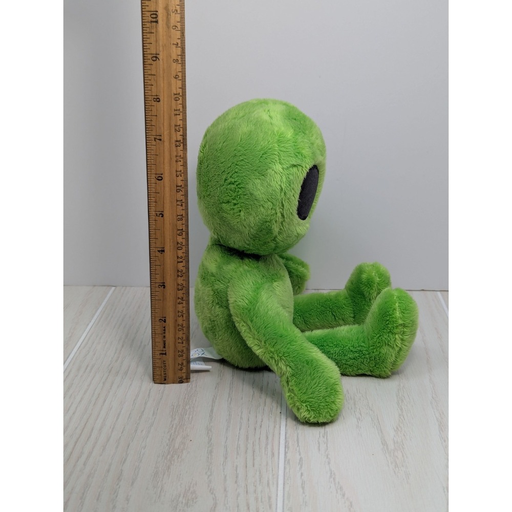 Wishpets green plush Xoxo Dolls 2020 Alien stuffed Plush Doll Toy sparkle eyes - Picture 4 of 8